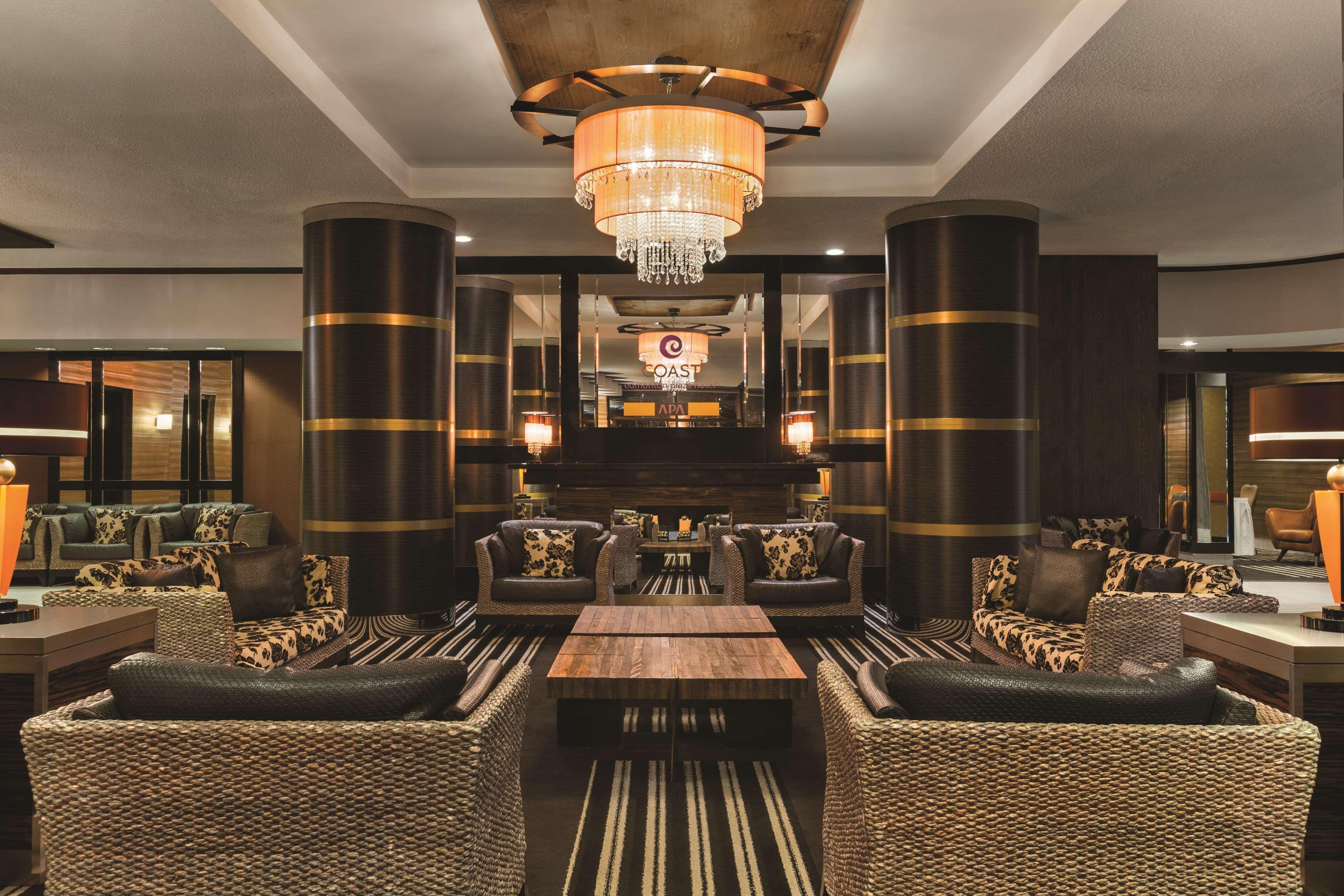Coast Edmonton Plaza Hotel By Apa Kültér fotó