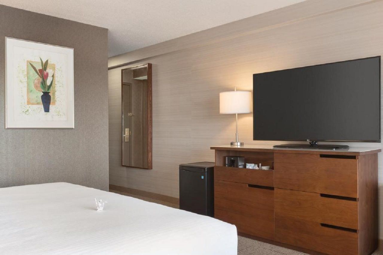 Coast Edmonton Plaza Hotel By Apa Kültér fotó